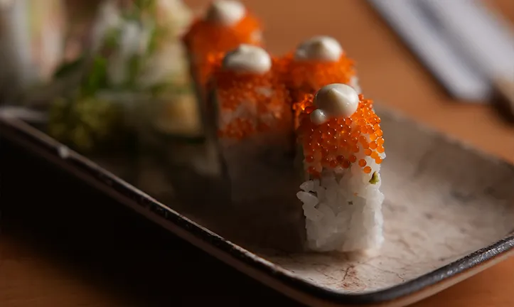 ChinaStix Maslak tobiko havyarlı sushi roll